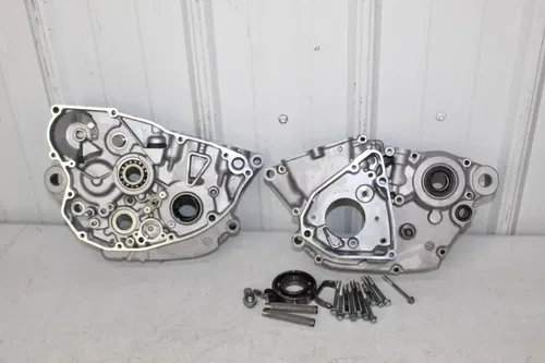 2004 2005 Kawasaki KX250F OEM Engine Crankcase Set Case Cases KX Suzuki RMZ 250