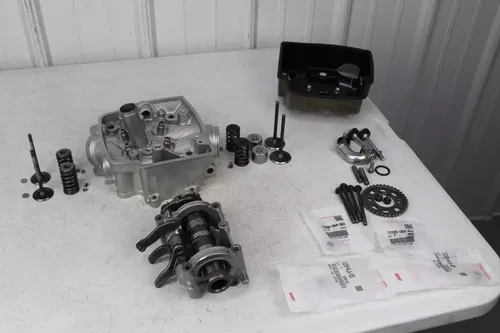 2002 Honda CRF450R Cylinder Head Cam Valves Springs CRF450 CRF 450 2/9