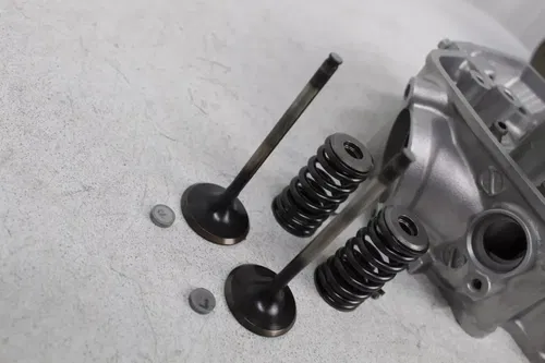 2002 Honda CRF450R Cylinder Head Cam Valves Springs CRF450 CRF 450 2/9