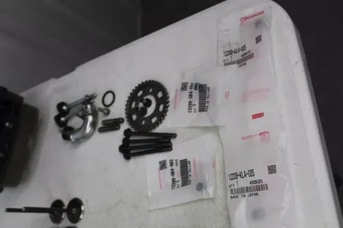 2002 Honda CRF450R Cylinder Head Cam Valves Springs CRF450 CRF 450 2/9