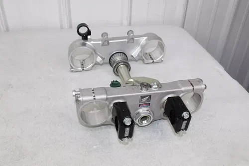 2021 - 2024 Honda CRF450R OEM Triple Clamps CRF250R 2022 - 2024 CRF 250 450 223