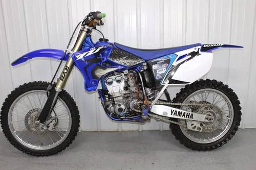 2003 - 2005 Yamaha YZ250F Crankcases Engine Crank Case Cases YZ 250 4 stroke