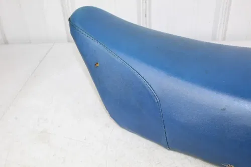 1984 Kawasaki KX125 OEM Seat assembly 53001-1363 KX 125 84/4