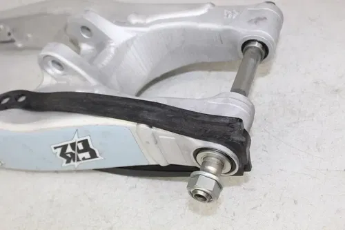 2024 2025 Yamaha YZ250F OEM Swingarm Swing Arm YZ450F 2023 - 2025 YZ 250 F 450