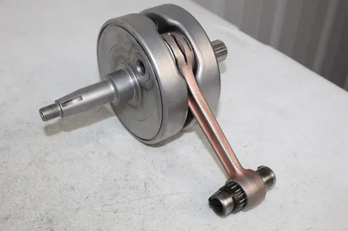 1984 Honda CR250R OEM Crankshaft 13300-KA4-740 Crank Shaft CR250 CR 250 84/3