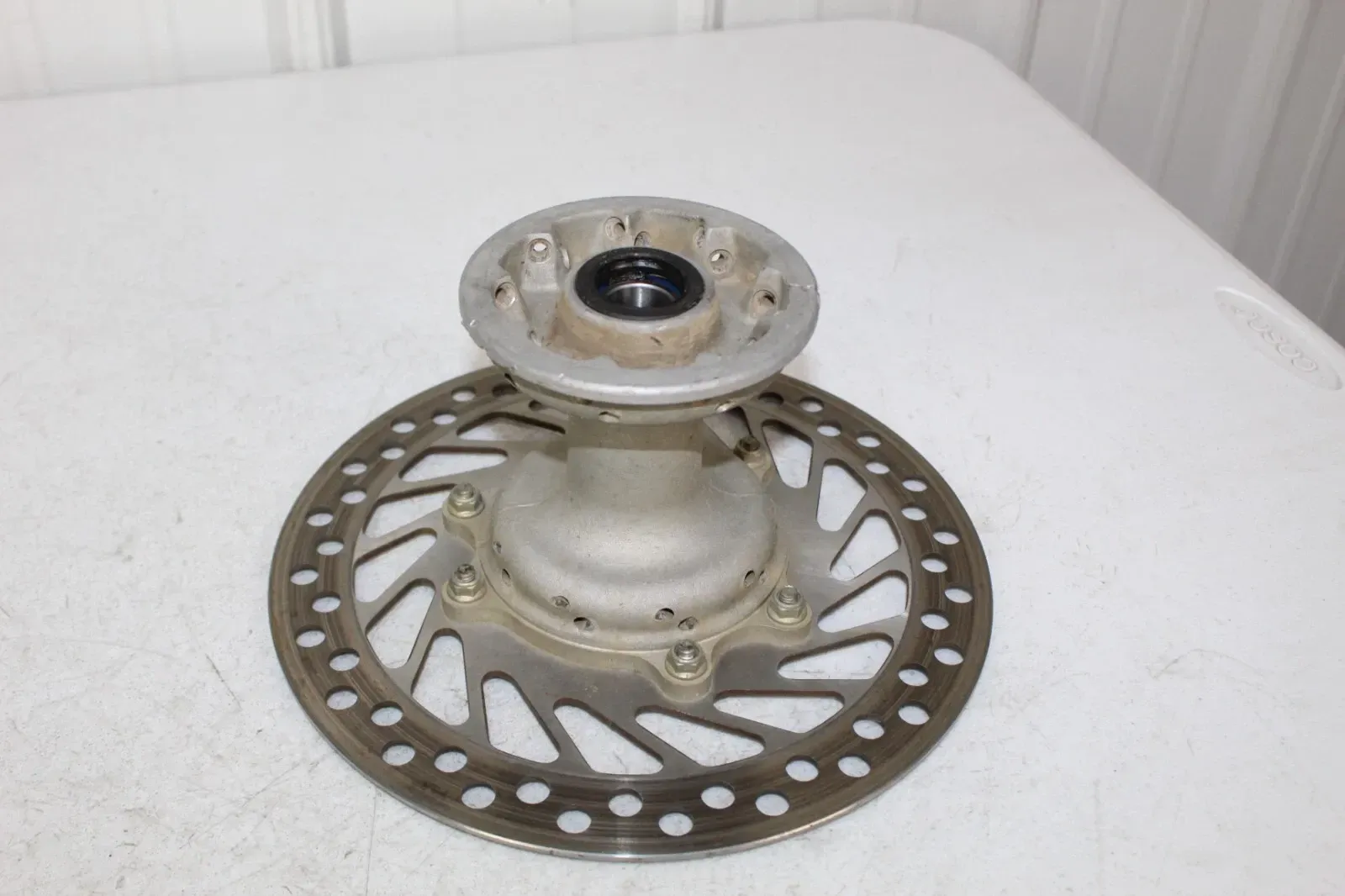 1995 - 2014 Honda CR250 Front Hub assembly 44635-MAC-680 CR CRF 125 250 450 95/Z