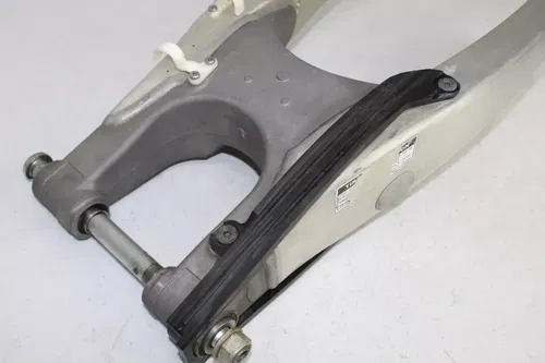 2006 - 2008 Yamaha YZ250F Swingarm 2S2-22110-70-00 Swing Arm YZ 250 F 450 6/14