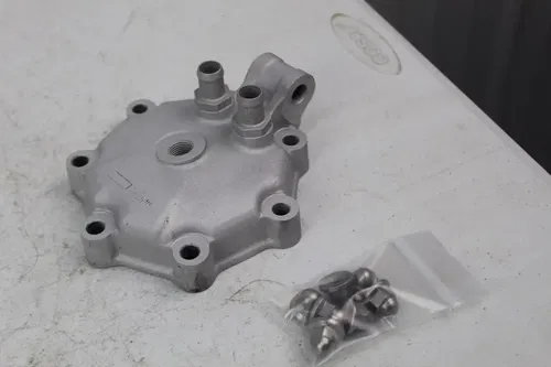 1983 HONDA CR250R OEM Cylinder Head 12200-KA4-710 CR250 CR 250 83