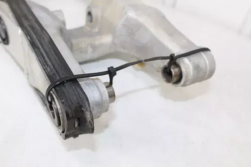 1993 Honda CR125 OEM Swingarm 52100-KZ4-890ZA Swing Arm CR 125 93/4
