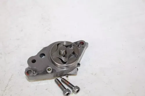 2023 - 2025 Yamaha YZ450F OEM Oil Pump assembly WR450F YZ450FX 24 25 YZ 450 23/2