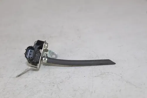 2010 - 2013 Yamaha YZ450F OEM Throttle Body Pressure Sensor YZ450 YZ 450 13/4