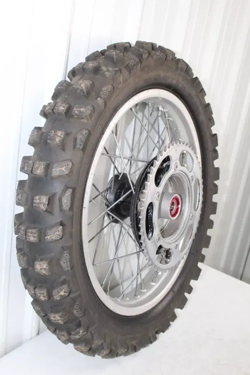 1983 Honda CR250R OEM 2.15 x 18 DID Rear wheel assembly CR250 CR 250 83/2