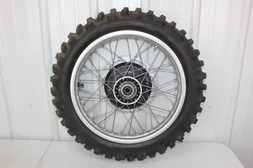 1983 Honda CR250R OEM 2.15 x 18 DID Rear wheel assembly CR250 CR 250 83/2