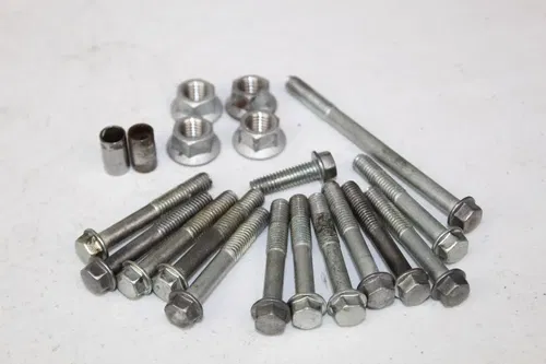 1999 - 2001 Kawasaki KX125 Engine Crankcase bolt set Nuts Dowels Bolts KX 125 05