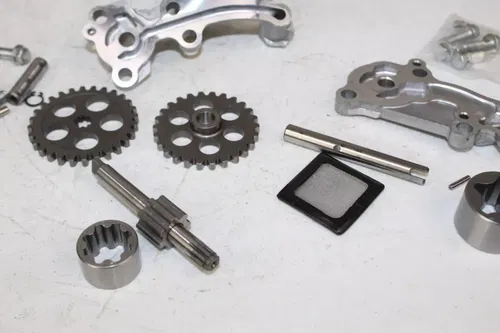 2009 - 2015 Kawasaki KX450F OEM Oil Pump assembly Gears Rotors Shafts KX 450 9/6