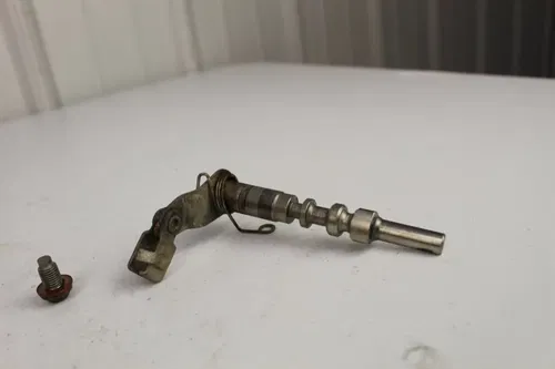 1981 Yamaha XT250 Clutch actuator arm push lever 3Y1-16380-01-00 XT 250 80 - 84