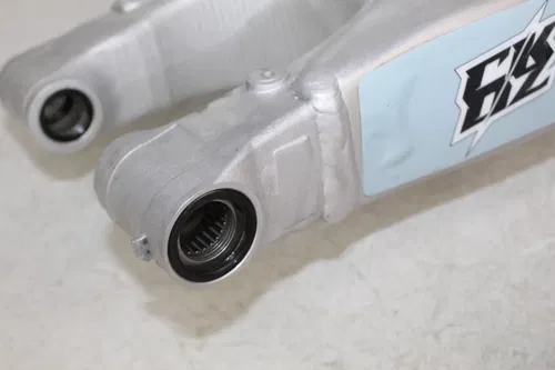 2024 2025 Yamaha YZ250F OEM Swingarm Swing Arm YZ450F 2023 - 2025 (24/2)