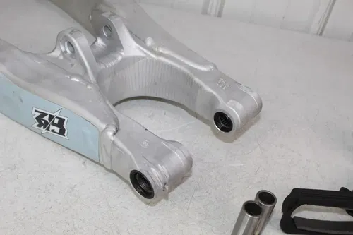 2024 2025 Yamaha YZ250F OEM Swingarm Swing Arm YZ450F 2023 - 2025 (24/2)