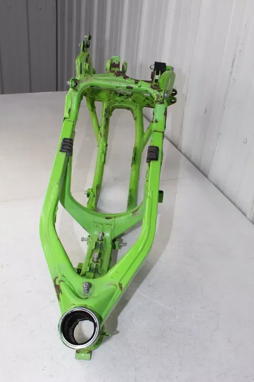 2000 Kawasaki KX125 OEM Frame 32160-1632-CC Chassis KX 125 00/5