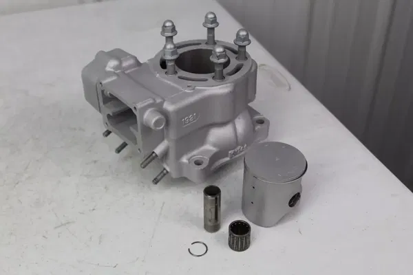 2000 Kawasaki KX125 OEM Cylinder 11005-1921 Piston STD 54mm 2000 Kawasaki KX125 OEM Cylinder 11005-1921 Piston STD 54mm