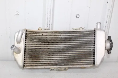 2007 - 2009 Yamaha YZ250F OEM Right Radiator YZ 250 4 stroke 7/10