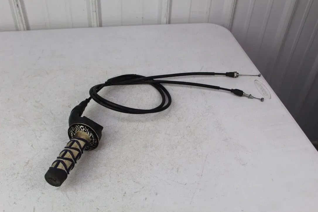 2004 2005 Yamaha YZ250F OEM Throttle Housing Tube Cables WR250F WR YZ 250 F 5/4