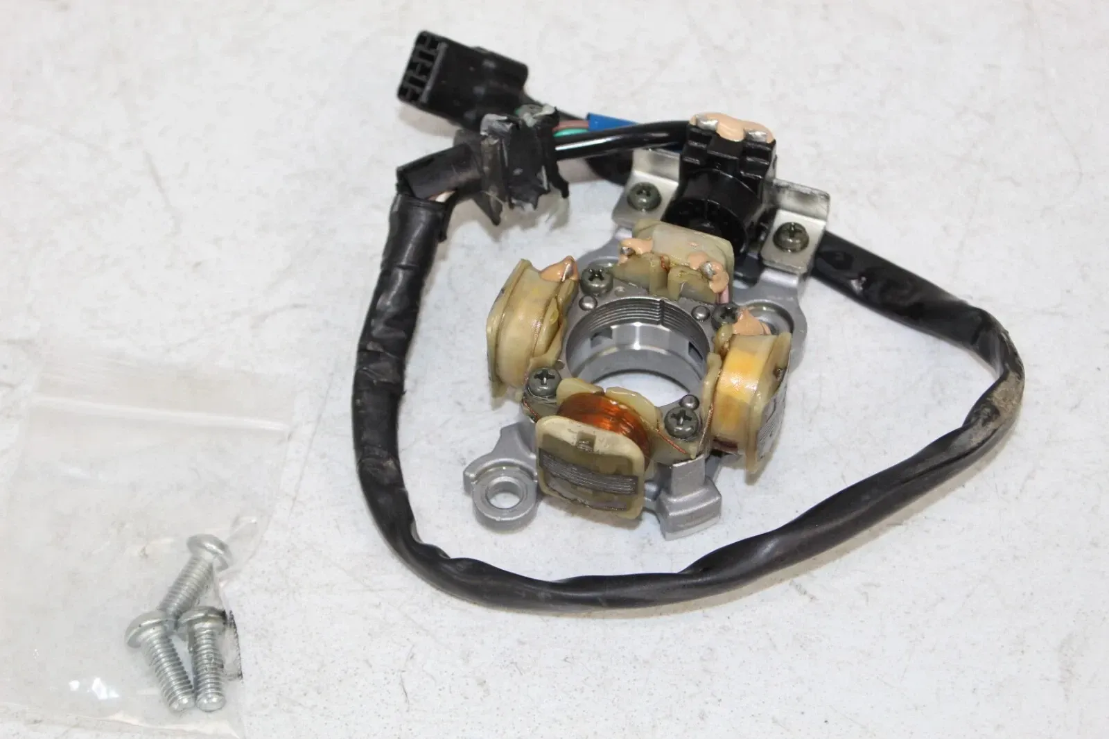 2006 - 2009 Yamaha YZ450F Stator assembly 2S2-85560-10-00 YZ450 YZ 450 7/15