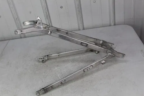 2021 - 2024 Honda CRF450R OEM Sub Frame 50200-MKE-AF0 CRF250R 22-24 Damaged 23/2