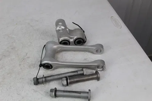 2014 - 2018 Yamaha YZ450F OEM Rear Suspension Linkage YZ 250 450 4 stroke 16/4