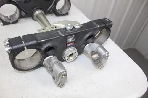 2021 - 2024 Honda CRF450R OEM Triple Clamps CRF250R 2022 - 2024 CRF 250 450