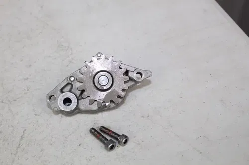 2023 - 2025 Yamaha YZ450F OEM Oil Pump assembly WR450F YZ450FX 24 25 YZ 450 23/2