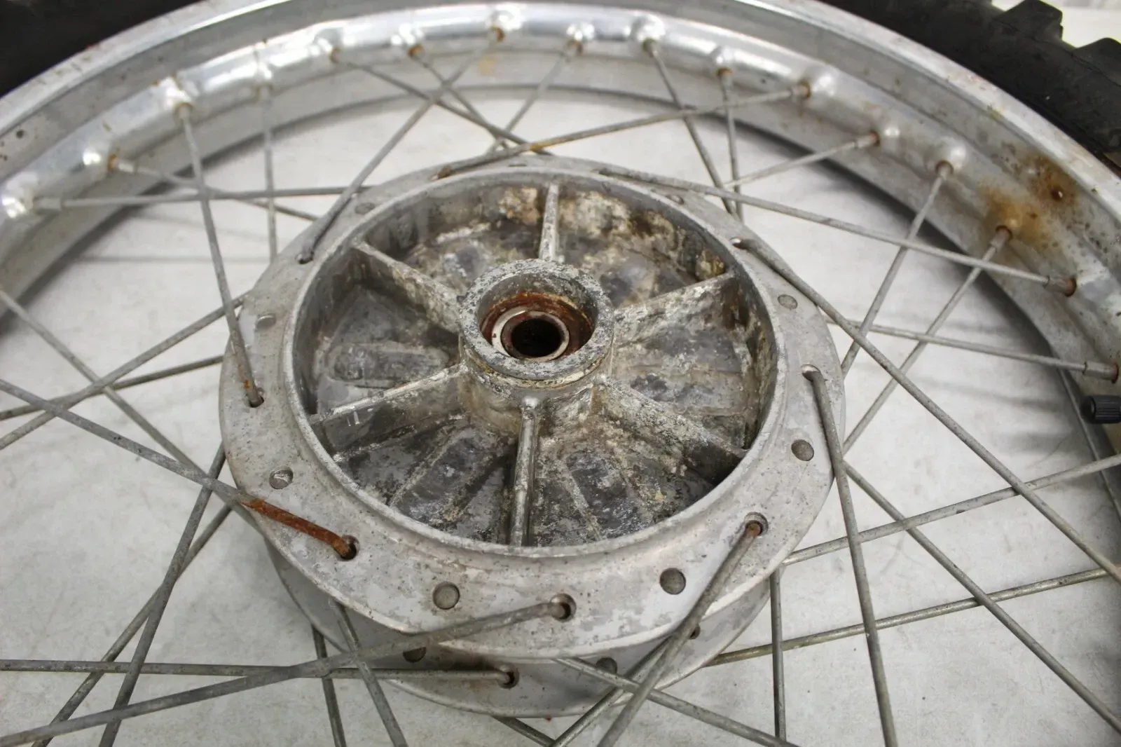 1970 Yamaha HT1 OEM Rear Wheel assembly HT1B HT1BM 70 71 #1