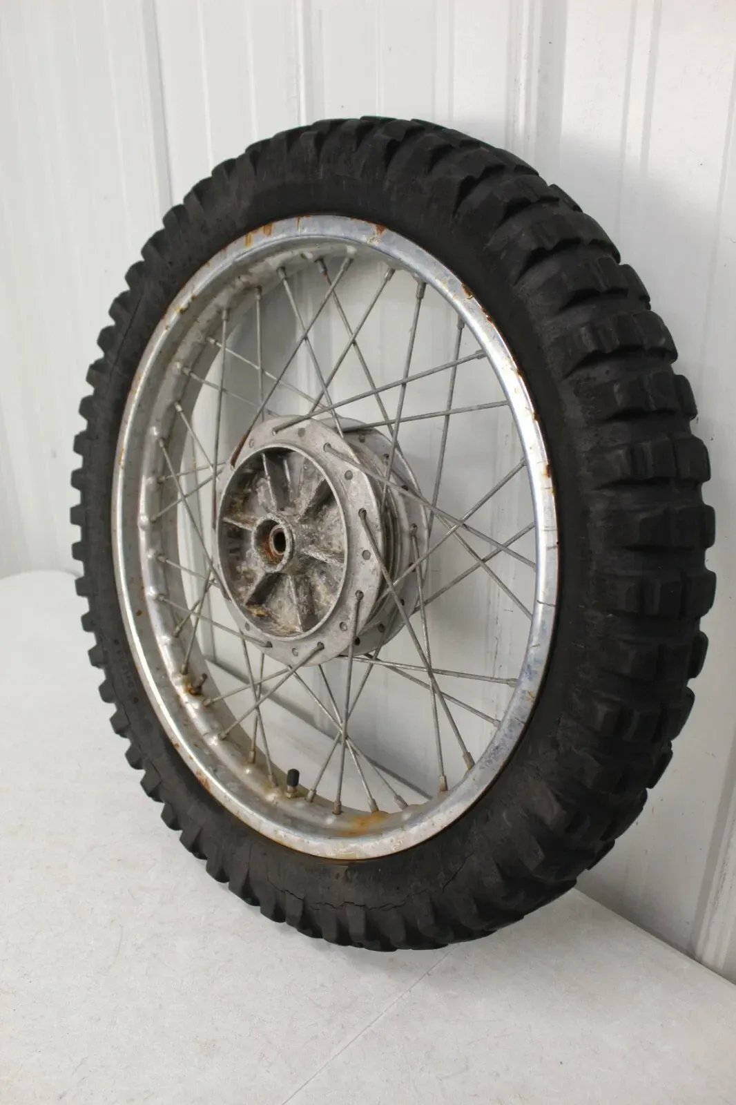 1970 Yamaha HT1 OEM Rear Wheel assembly HT1B HT1BM 70 71 #1