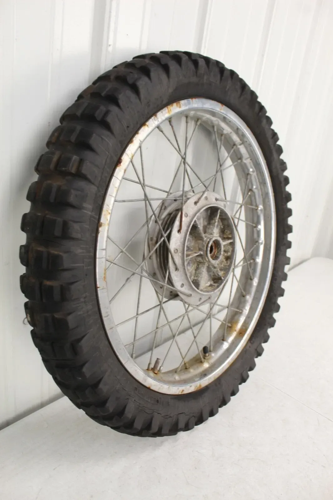 1970 Yamaha HT1 OEM Rear Wheel assembly HT1B HT1BM 70 71 #1