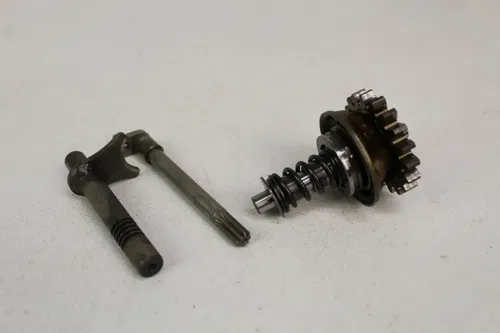 1992 - 1999 Honda CR250 OEM Power Valve Rack Actuator Governor CR 250 99/2