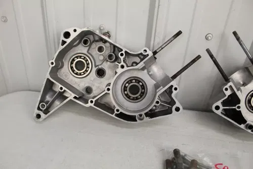 1970 1971 Yamaha HT1 OEM Crankcase Set Engine Case Cases HT1B HT1BM