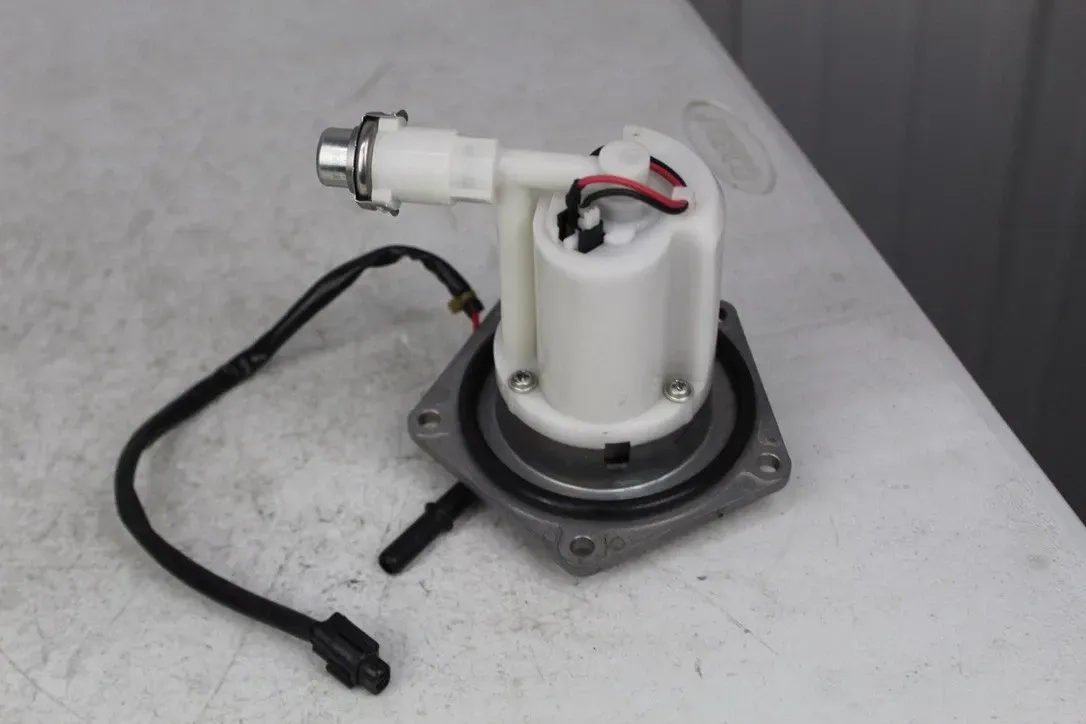 2019 - 2023 Kawasaki KX450 OEM Fuel Pump 49040-0768 KX 450 F SR X  20/4