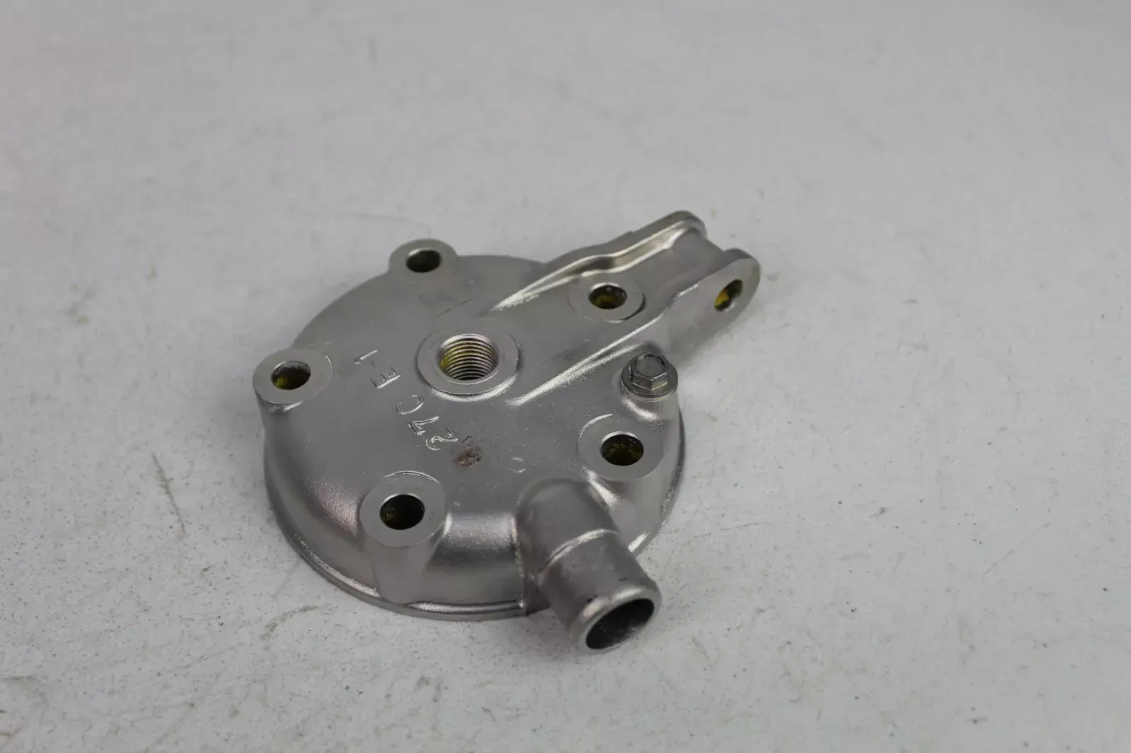 1989 Suzuki RM125 OEM Cylinder Head P/N 11111-27C03 RM 125 89/2