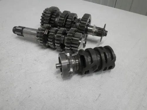 1985 Honda CR125 Transmission Gears Shafts Drum Forks Mechanism CR 125 85/1