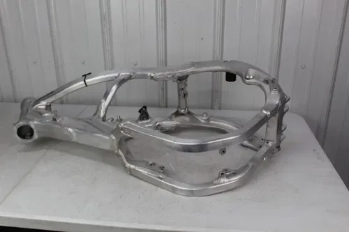 2023 Honda CRF450R OEM Frame 50010-MKE-AS0 Chassis CRF450 CRF 450 23/2