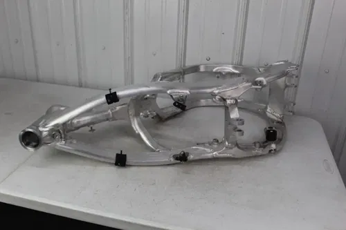 2023 Honda CRF450R OEM Frame 50010-MKE-AS0 Chassis CRF450 CRF 450 23/2