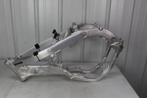 2023 Honda CRF450R OEM Frame 50010-MKE-AS0 Chassis CRF450 CRF 450 23/2