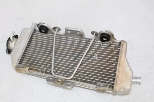 2007 - 2009 Yamaha YZ450F OEM Right Radiator 2S2-12461-70-00 YZ450 YZ 450 8/30