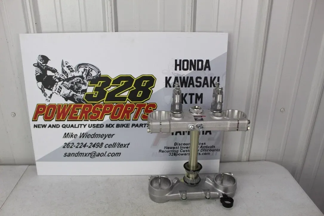 NEW 2022 - 2024 Honda CRF250R OEM Triple Clamps CRF450R 21 - 24 CRF 250 450