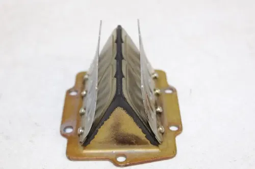 1988 Kawasaki KX250 Reed Valve Cage 12021-1077 Boyesen Reeds KX 250 88