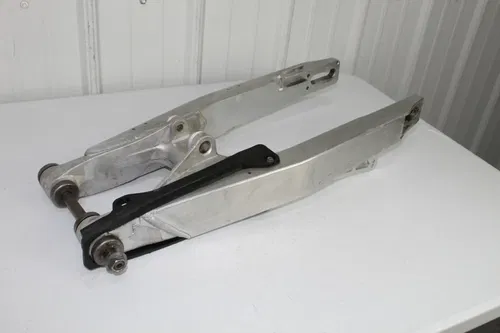 1988 Honda CR125 OEM Swingarm assembly 52000-KS6-830 Swing Arm CR 125 88/3