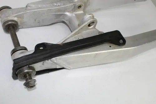 1988 Honda CR125 OEM Swingarm assembly 52000-KS6-830 Swing Arm CR 125 88/3