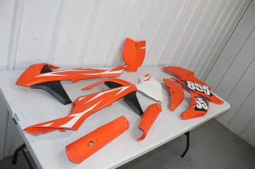 2016 - 2018 KTM 350 SXF Plastic Fenders Shrouds 125 - 450 XCF 18/2 Orange B