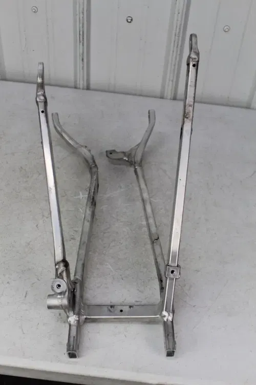 2021 - 2024 Honda CRF450R OEM Sub Frame 50200-MKE-AF0 CRF250R 22-24 Damaged 23/2