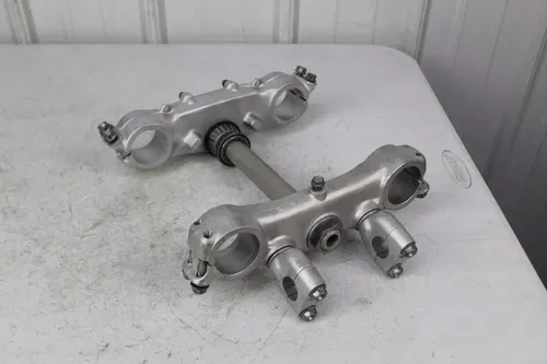 1985 Honda CR125 OEM Triple Clamp set steering stem CR 125 250 500 85/Z